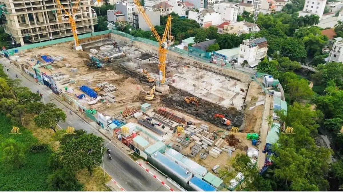 Công trường Celesta Gold nhìn từ phía đường Nguyễn Hữu Thọ